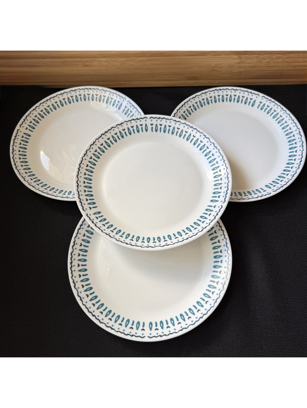 Corelle Plate Azure Medallion Everyday Expressions 7.5" Salad Lunch Excellent